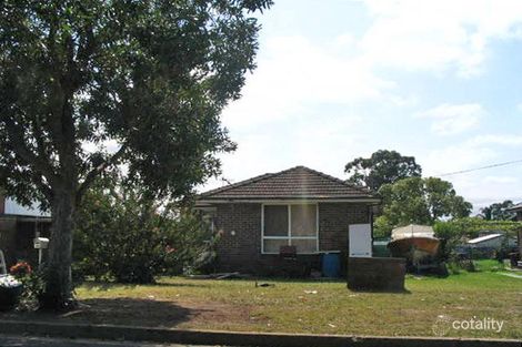 18 Pivetta St, Revesby, NSW 2212