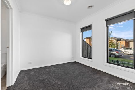 Property photo of 26 Bisham Street Mickleham VIC 3064