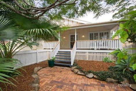 74 Willmington St, Newmarket, QLD 4051