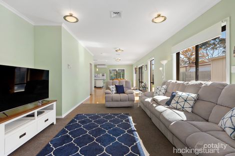 Property photo of 5 Lentara Crescent Wyndham Vale VIC 3024