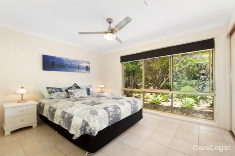 Property photo of 26 Urangan Court Helensvale QLD 4212