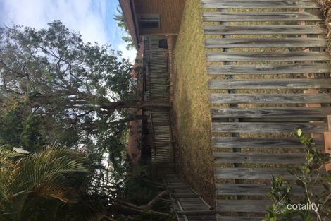 Property photo of 2/6 Ash Court Arundel QLD 4214