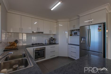Property photo of 6 Eberlin Place Tumut NSW 2720
