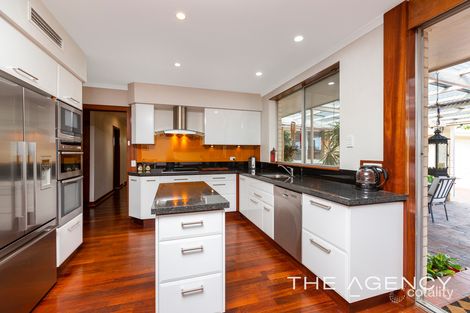 Property photo of 3 Roebuck Drive Salter Point WA 6152