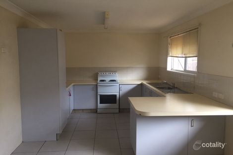 Property photo of 2/6 Ash Court Arundel QLD 4214