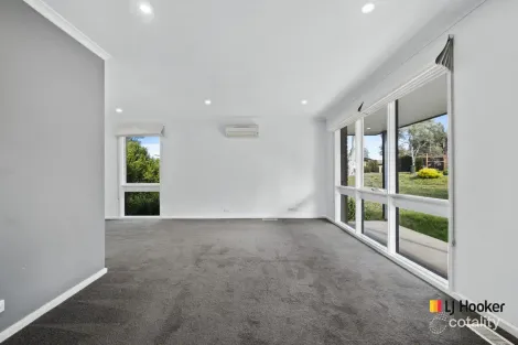 Property photo of 28 Letters Street Evatt ACT 2617