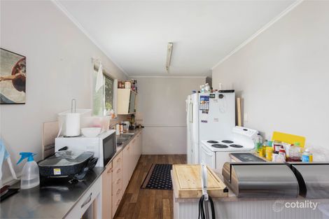 Property photo of 103 Robertson Road Raceview QLD 4305