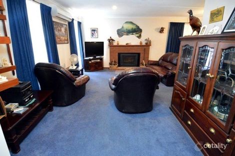 Property photo of 49 Rutley Crescent Echuca VIC 3564