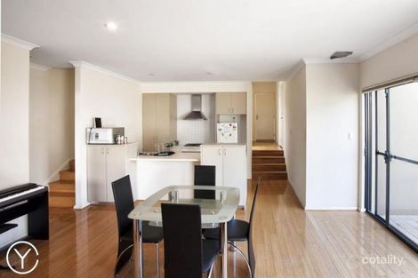 2/1 Dodd St, Hamilton Hill, WA 6163