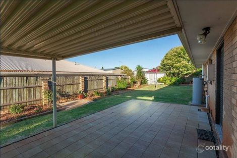 Property photo of 16 Cabarita Crescent Glenvale QLD 4350