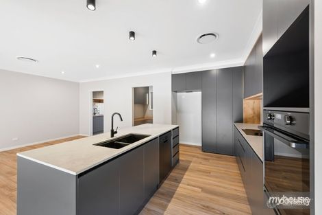 Property photo of 1/12 Guyana Court Darling Heights QLD 4350