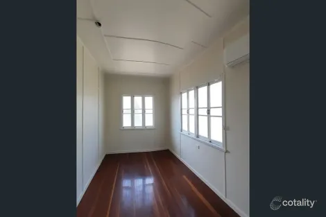 Property photo of 40 Bernard Street Berserker QLD 4701