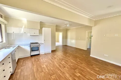 Property photo of 11 Leila Street Traralgon VIC 3844
