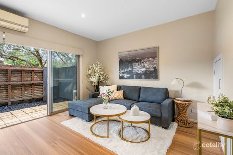 Property photo of 43 Waxflower Crescent Bundoora VIC 3083