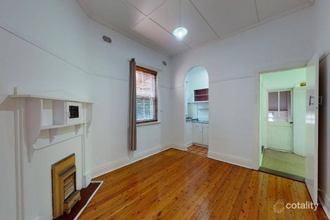 15 Everton St, Hamilton East, NSW 2303