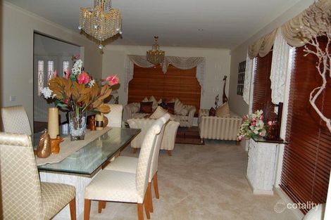 Property photo of 12 Tarcoola Drive Burnside VIC 3023