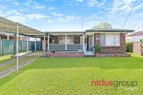 Property photo of 8 Taree Place Dharruk NSW 2770