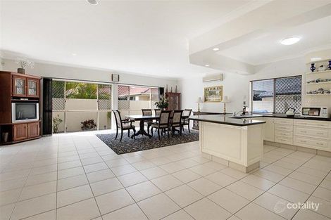Property photo of 26 Arbuthnot Parade Benowa QLD 4217