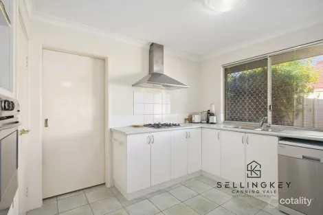 Property photo of 4/2 Planetree Pass Canning Vale WA 6155