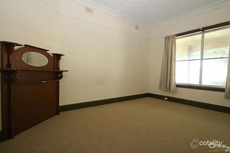 Property photo of 131 Lords Place Orange NSW 2800