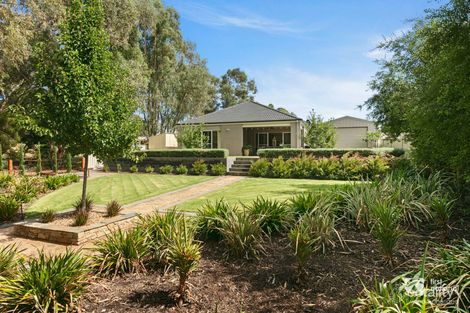 Property photo of 22 Nubrena Drive Strathfieldsaye VIC 3551