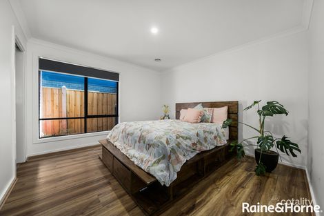 Property photo of 14 Modern Crescent Tarneit VIC 3029
