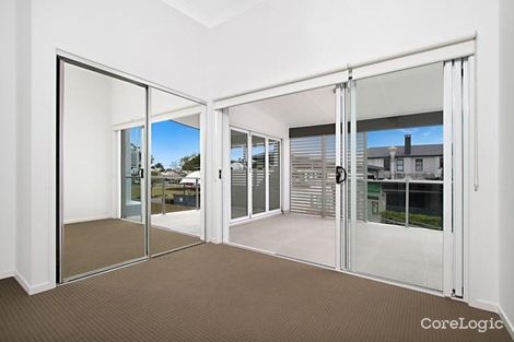 Property photo of 15 Fox Street Wynnum QLD 4178