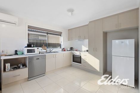 Property photo of 3 Felix Drive Yarrawonga VIC 3730