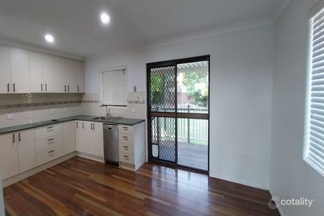 Property photo of 5 Glenelg Drive Brassall QLD 4305