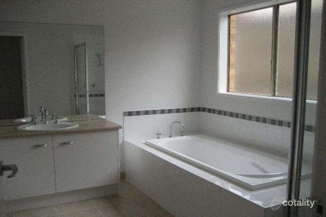 Property photo of 4 Diamonde Rise South Morang VIC 3752