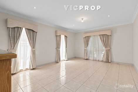Property photo of 93 Wattle Valley Drive Hillside VIC 3037