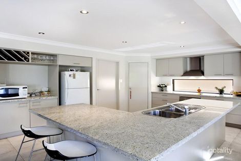 Property photo of 9 Pennant Court Peregian Springs QLD 4573