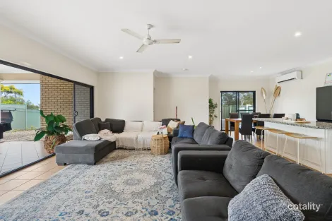 Property photo of 23 Adab Close Boronia Heights QLD 4124