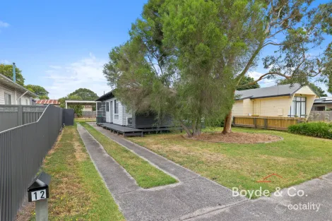 12 Kent St, Moe, VIC 3825