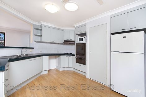 Property photo of 17 Acorus Court Regents Park QLD 4118