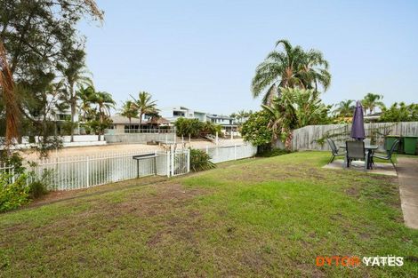 Property photo of 8 Mexicali Court Broadbeach Waters QLD 4218