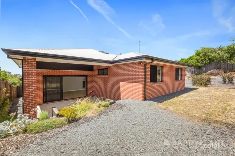 10 Ruby Cl, Warragul, VIC 3820