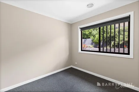 Property photo of 10 Ruby Close Warragul VIC 3820