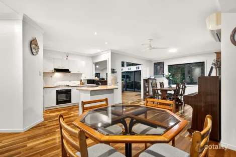 Property photo of 4 Canopy Close Warner QLD 4500