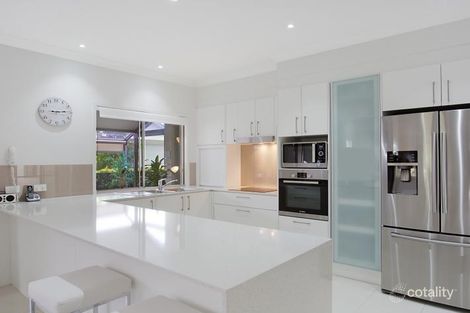 Property photo of 203/299 Napper Road Arundel QLD 4214