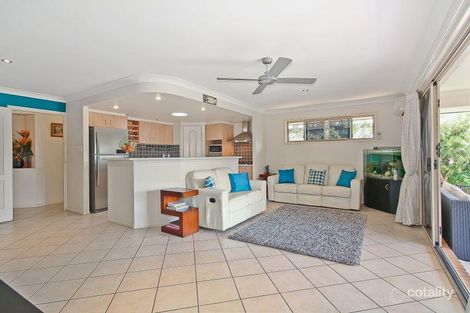 Property photo of 1 Lowe Circuit Redland Bay QLD 4165