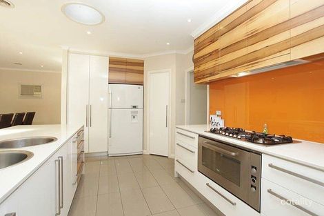 Property photo of 114 Lady Nelson Way Taylors Lakes VIC 3038
