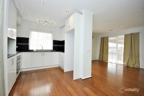 Property photo of 15 Dillwynia Place Meadow Heights VIC 3048