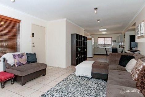 Property photo of 1 Brolga Court Bundamba QLD 4304