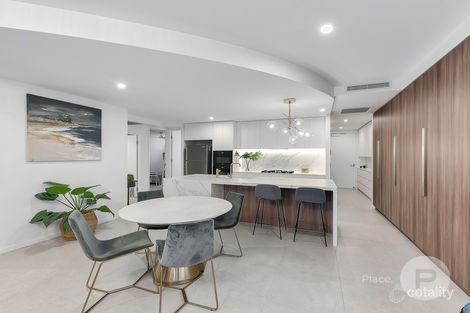 Property photo of 303/14 Helen Street Teneriffe QLD 4005