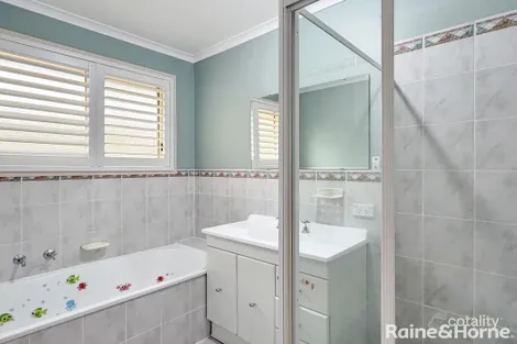 Property photo of 23 Hugh McKay Crescent Dunlop ACT 2615