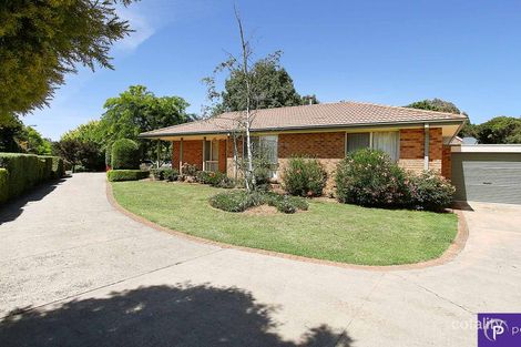 1/5 Chiltern Ct, Berwick, VIC 3806
