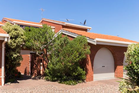 Property photo of 71 Sandpiper Place West Lakes Shore SA 5020