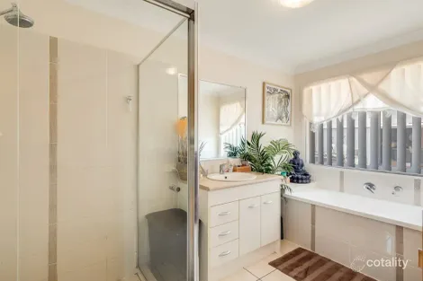 Property photo of 6 Paige Place Helidon QLD 4344