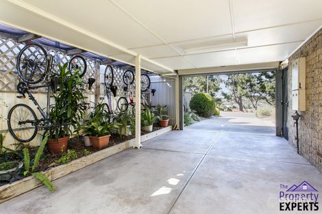 Property photo of 29 Columbia Crescent Hallett Cove SA 5158